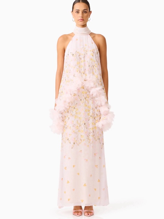 Elliatt Dresses & Skirts - Elliatt Pink Halter Maxi Gown with Gold Floral Embroidery